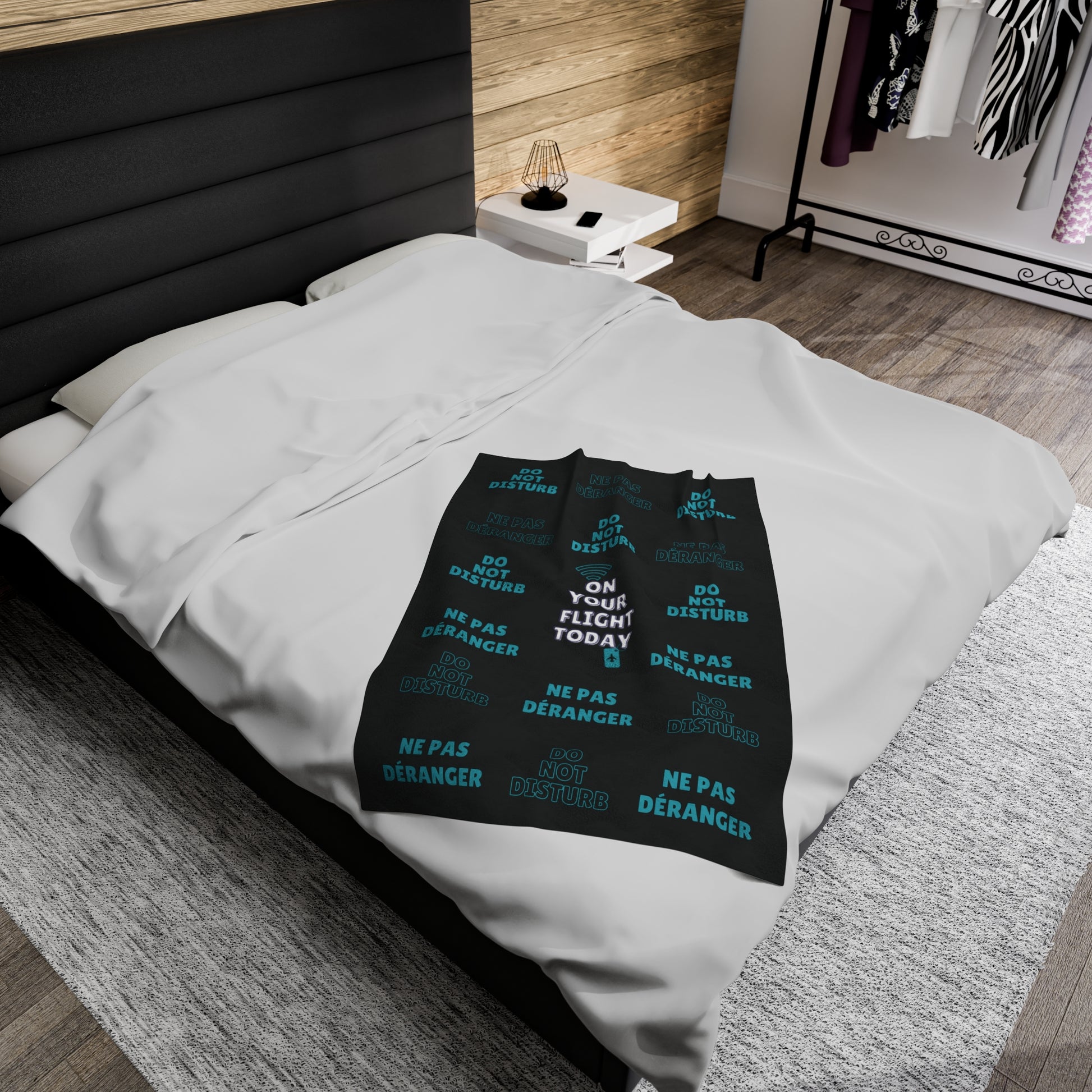 Small blanket on double bed